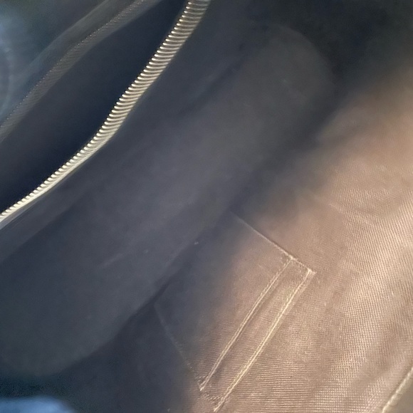 HUGE SALE!🎉Gucci Web Tote Bag GG Supreme Black with Navy and Red - Picture 4 of 6